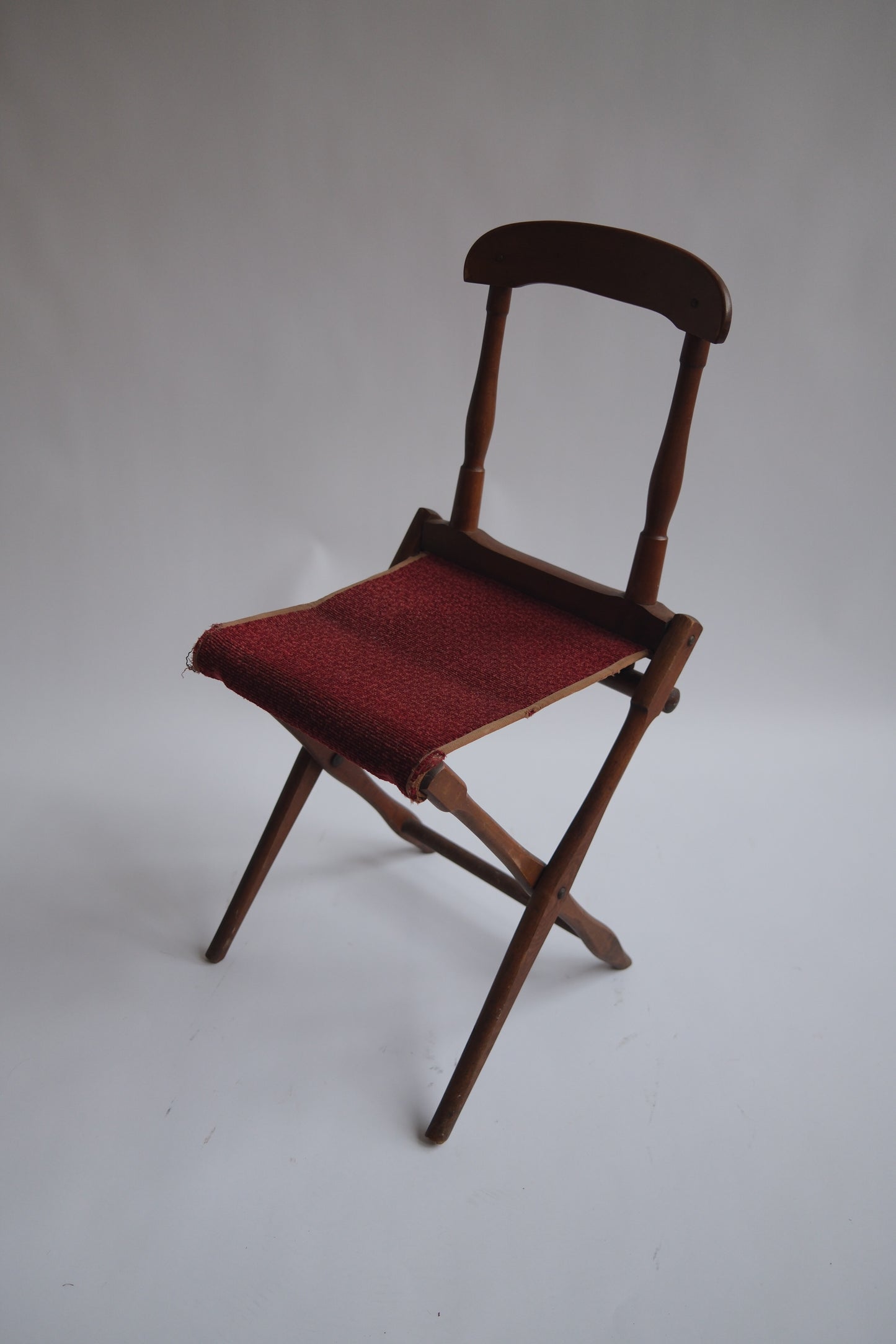 19th Century Folding Civil War-style Camp Chair, c. 1887 (Red)