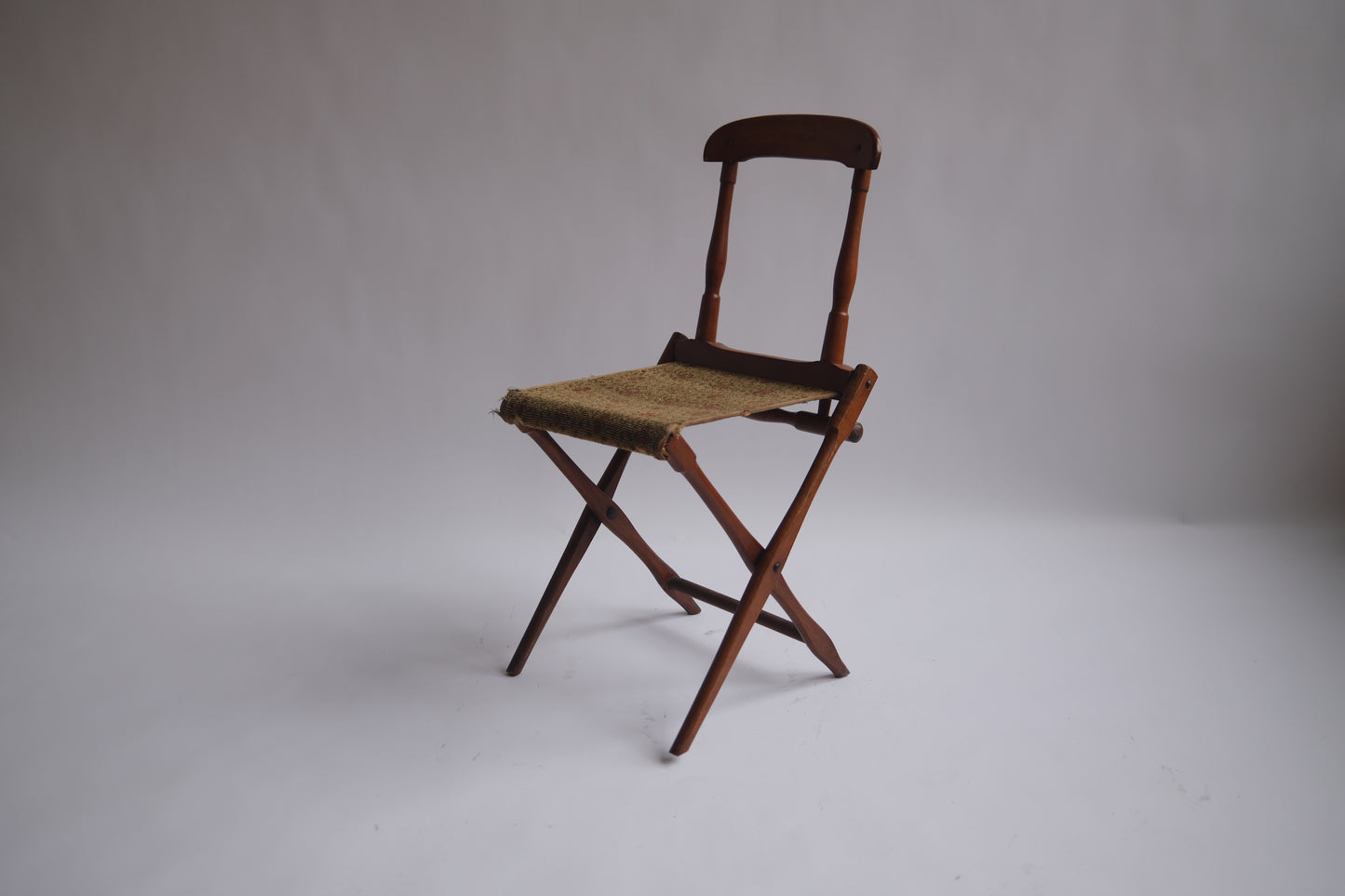 19th Century Folding Civil War-style Camp Chair, c. 1887 (Green)
