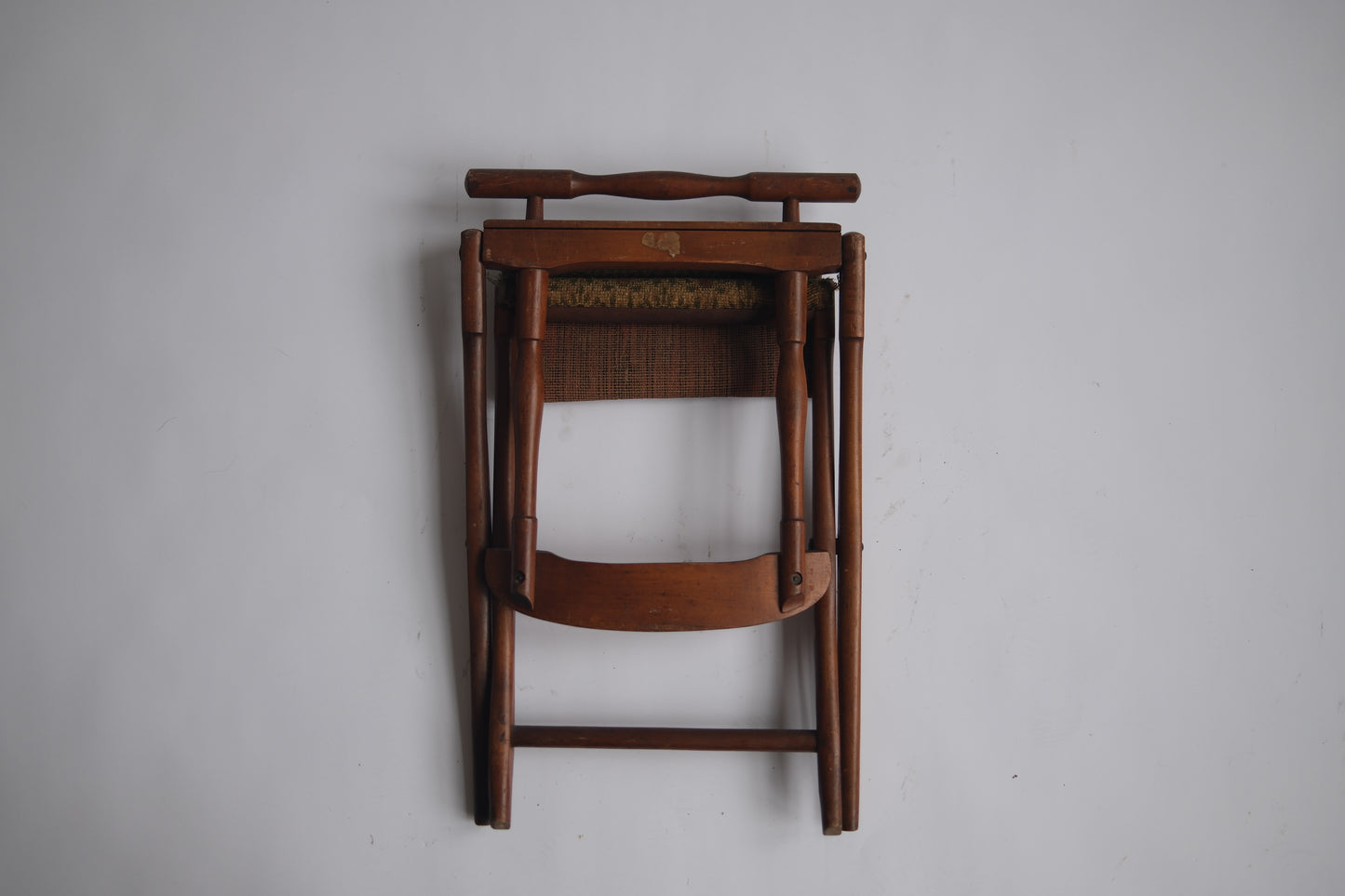 19th Century Folding Civil War-style Camp Chair, c. 1887 (Red)