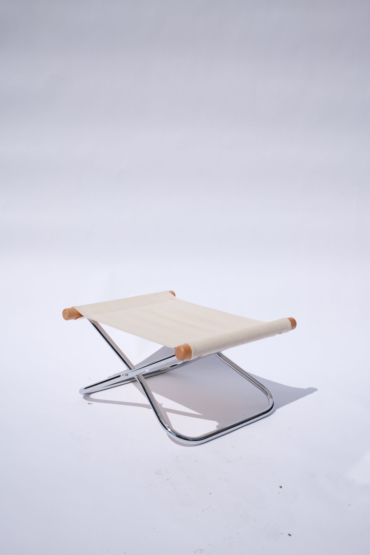 Nychair X Ottoman by Takeshi Nii
