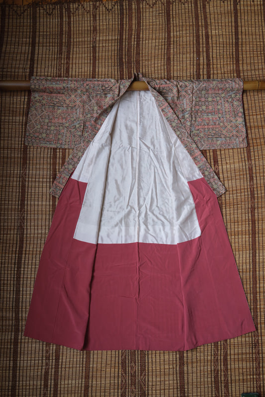 Vintage Kimono: Indonesian-Influenced Pattern
