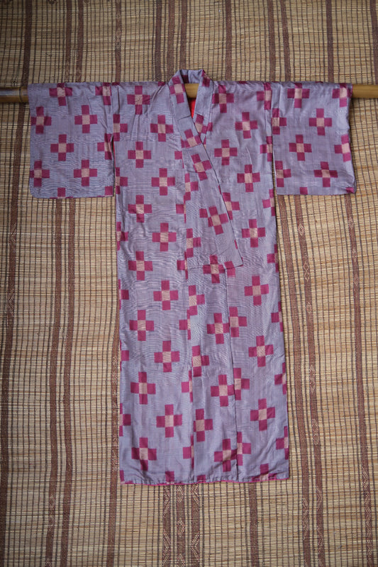 Vintage Kimono: Kasuri Ikat